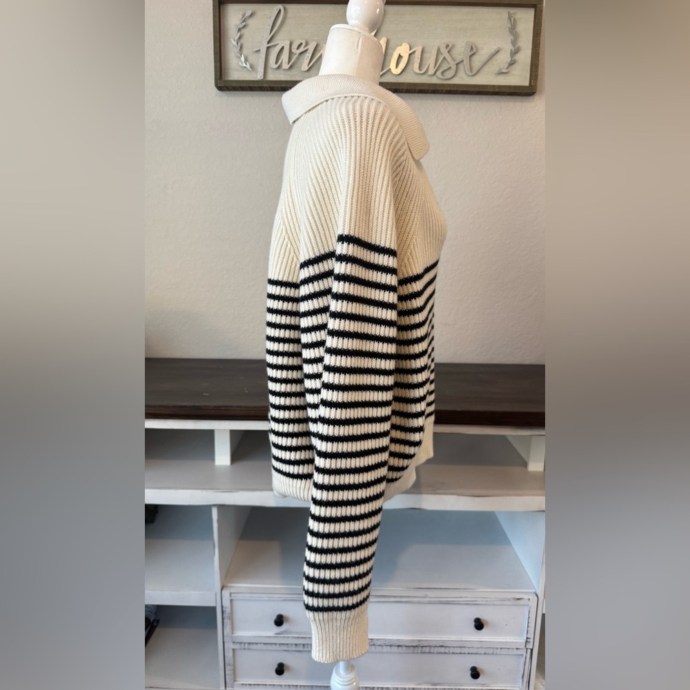 Tory Burch Striped 100% Wool Open Collar Sweater Collared Women's Size L - Picture 4 of 10